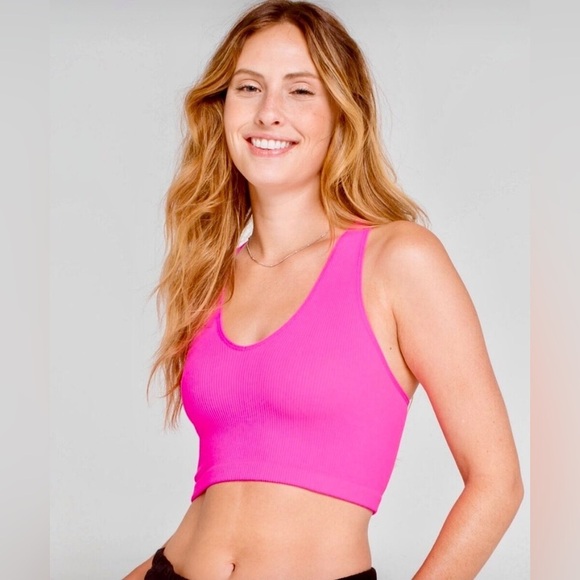 Free People Movement Vibrant Hot Pink Sleeveless Crop Top NWT Medium - Picture 1 of 8